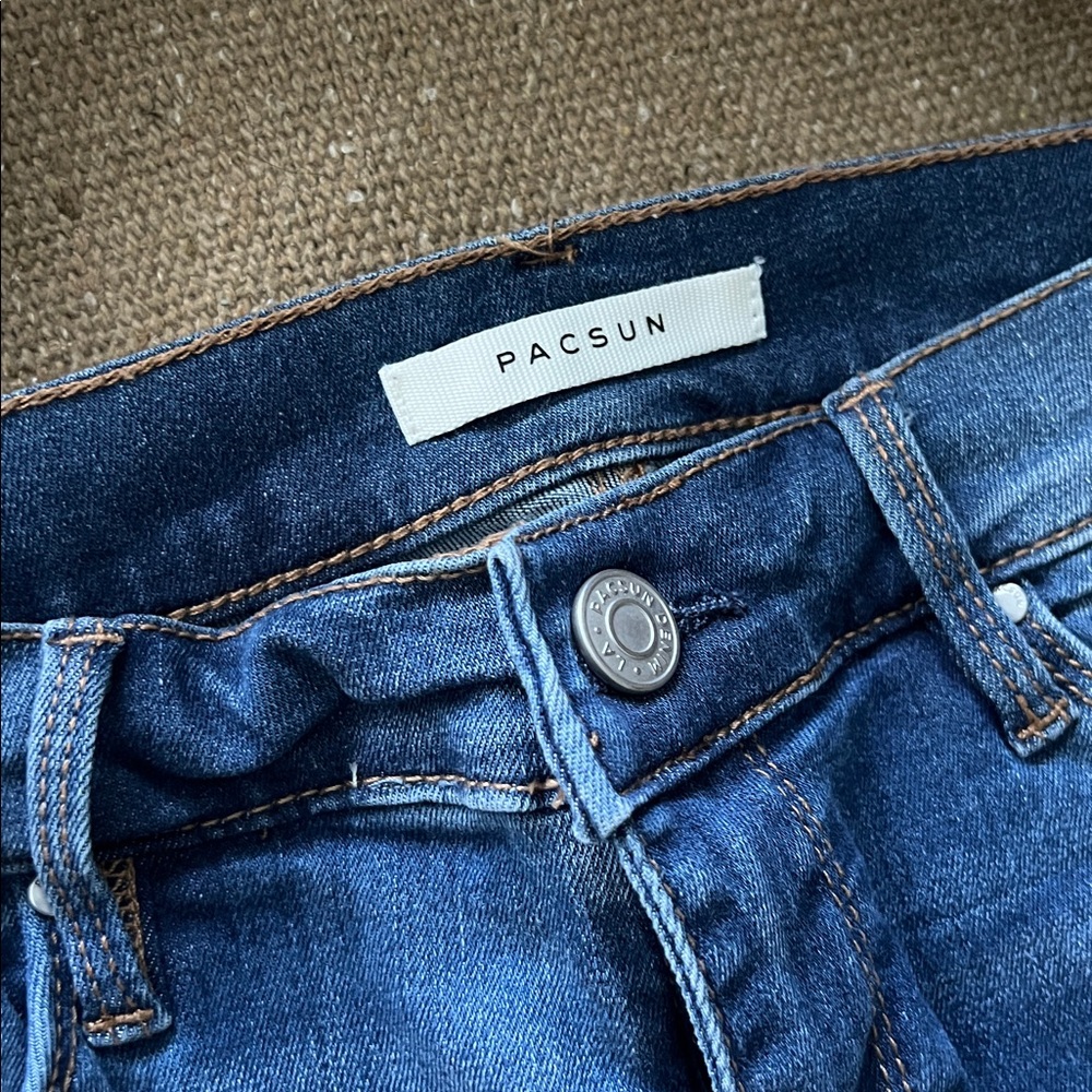PacSun distressed jeggings